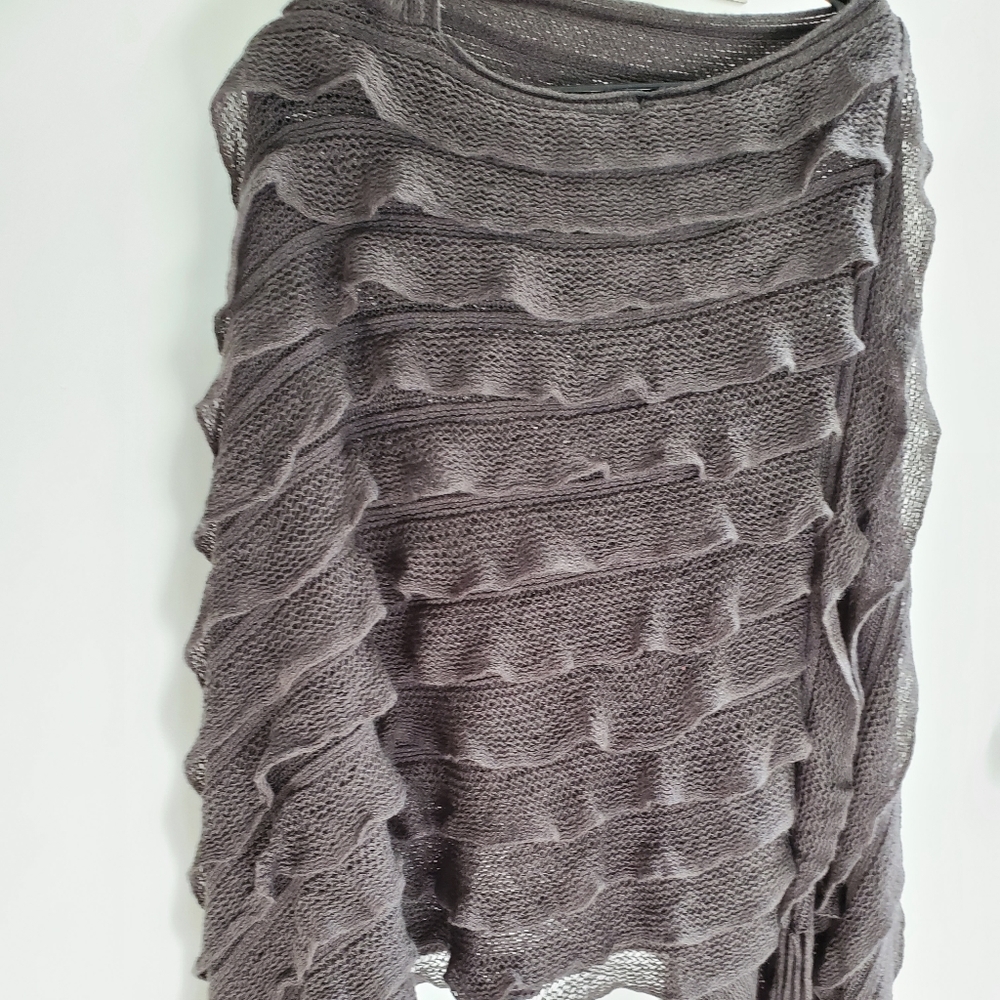 Grey knot poncho